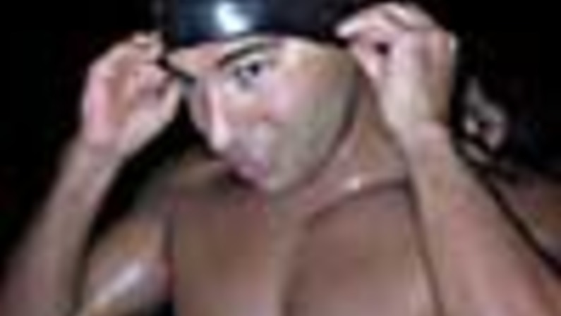 Surgeon Swims Catalina Channel